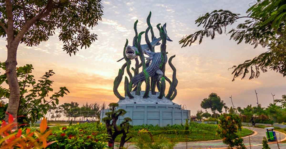 Patung Hiu dan Buaya Sebagai Landmark Kota Surabaya