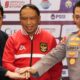 Ketua Umum PSSI Erick Thohir (kiri), Menpora Zainudin Amali (tengah) dan Kapolri Jendral Listyo Sigit Prabowo (kanan) [merdeka]