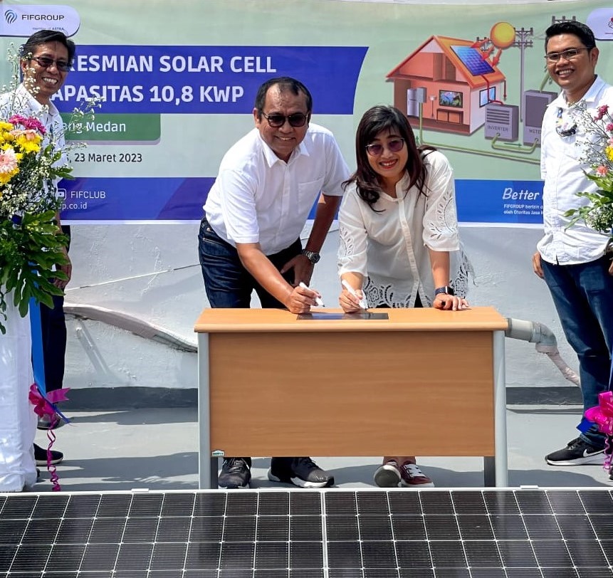 Peresmian pemasangan solar panel 10,8 KWp di Cabang Medan