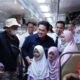 Menteri BUMN tinjau penumpang kereta api