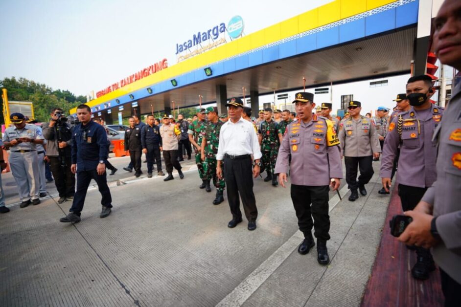 Kapolri tinjau jalur mudik