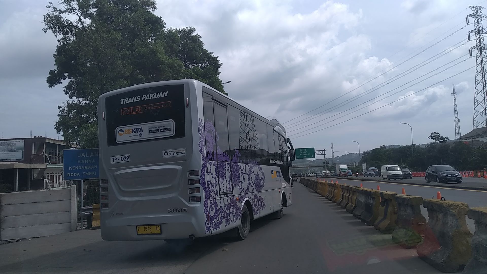 Bos kita Trans Pakuan