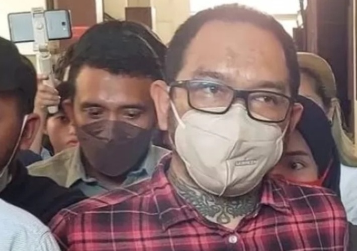 Jonathan Latumahina (ayah David Ozora) di Pengadilan Negeri Jakarta Selatan [jawapos]