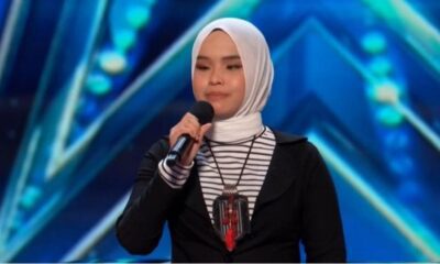 Putri Ariani berhasil memperoleh golden buzzer dari Simon Cowell di ajang America's Got Talent [suara]