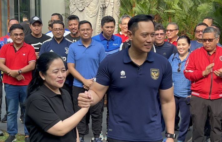 Ketua Umum Partai Demokrat Agus Harimurti Yudhoyono (AHY) dan Ketua DPP PDI Perjuangan (PDIP) Puan Maharani bertemu di Plataran Hutan Kota, Senayan, Jakarta Pusat , Minggu (18/6/2023) [antara]