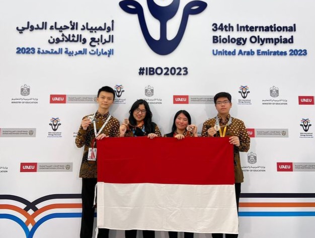 4 Pelajar RI Raih Medali di Olimpiade Biologi Internasional [kompas]