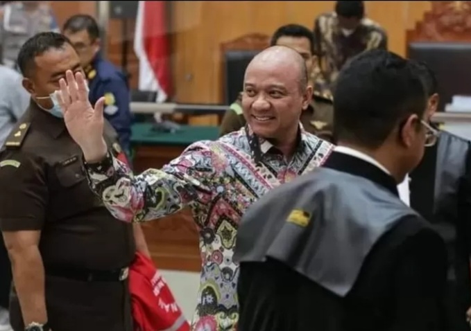 Sidang Teddy Minahasa di kasus narkoba [suaramerdeka]