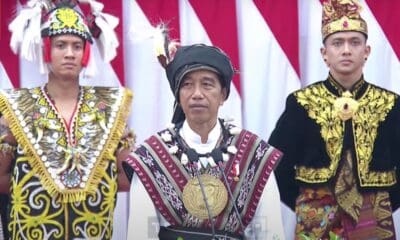 Jokowi mengumumkan kenaikan gaji PNS dan Pensiunan [bisnis]