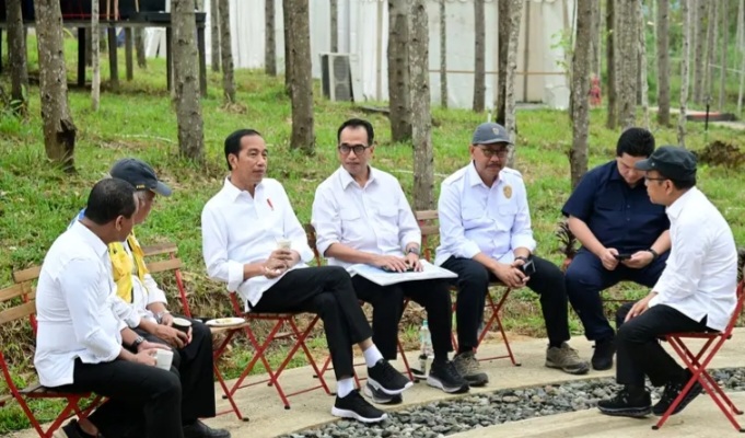 Presiden Joko Widodo sarapan bersama sejumlah menteri di IKN [liputan6]