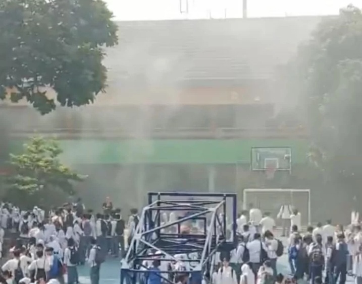 SMAN 6 Jakarta Selatan Kebakaran [konteks]