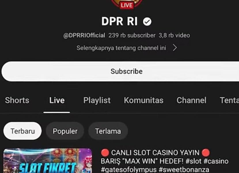 Tampilan akun YouTube DPR RI yang tayangkan judi online secara live saat diretas [republika]