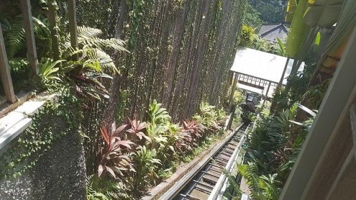 Jalur lift terbuka yang berada di Ayu Terra Resort, Desa Kedewatan, Ubud, Gianyar, Bali, tewaskan lima orang pegawainya, Jumat 1 September 2023 sebab tali lift putus [tribunnews]