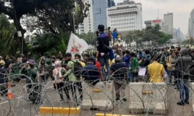 Mahasiswa lakukan aksi demo di kawasan Patung Kuda, Jakarta Pusat, Jumat (20/10/2023) [liputan6]