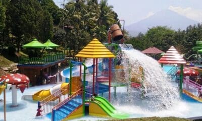 Water Boom yang ada Di Taman Kyai Langgeng [republika]