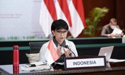 Menlu Retno Marsudi [kemlu]