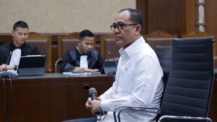 Rafael Alun Trisambodo mengaku telah menipu Group Mulia dan raih keuntungan senilai Rp 2,5 miliar [tribunnews]