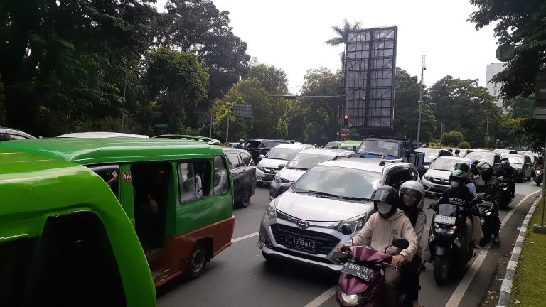 Ilustrasi arus lalu lintas [bogor-kita]