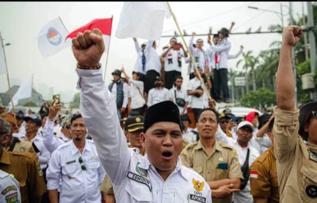 Demo Apdesi di depan gedung DPR [liputan6]