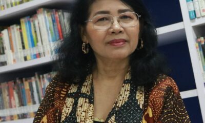 Guru Besar Ilmu Komunikasi Universitas Kristen Indonesia (UKI) Chontina Siahaan [uki]