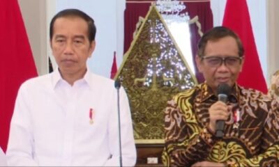 Presiden Joko Widodo (Jokowi) dan Menko Polhukam Mahfud Md [suara]