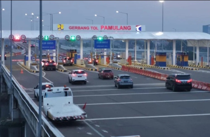 Gerbang Tol Pamulang di Jalan Tol Serpong-Cinere [bisnis]