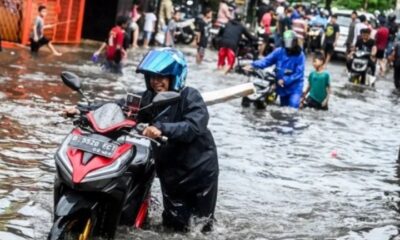 Banjir di Jakarta Barat [antara]