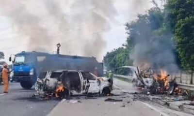 Kecelakaan yang melibatkan 3 kendaraan terjadi di Tol Cikampek Km 58 [viva]