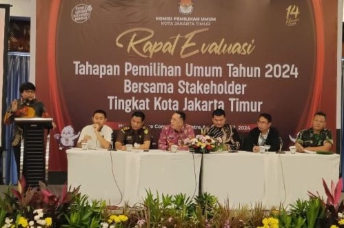 Rapat Evaluasi Tahapan Pemilu 2024 bersama Stakeholder Tingkat Kota Administrasi Jakarta Timur di Jakarta, Kamis (4/4/2024) [jpnn]