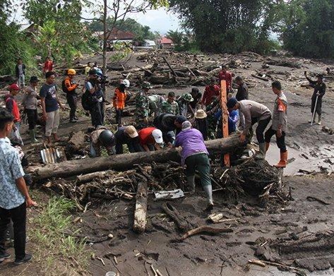 BNPB Perluas Area Pencarian Korban Banjir Lahar Di Sumbar Hingga Ke Perbatasan Riau [tribunnews]