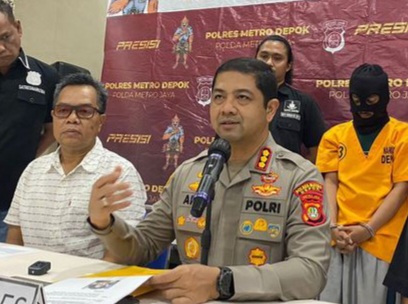 Polisi memburu pemodal setelah pengedar tembakau sintetis di Depok tertangkap [kompas]
