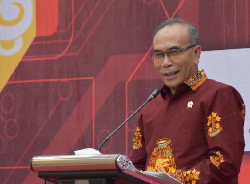 Kepala Badan Siber dan Sandi Negara (BSSN), Letjen TNI Hinsa Siburian [gardanasional]