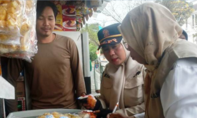 Satpol PP sidak dagangan PKL di kawasan Kota Tua, Jakarta Barat [ jakarta]