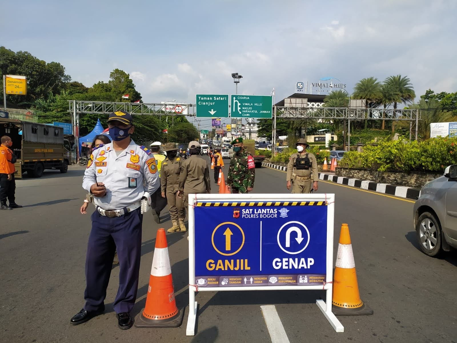 Ilustrasi penerapan sistem ganjil genap di Puncak Bogor [jpnn]