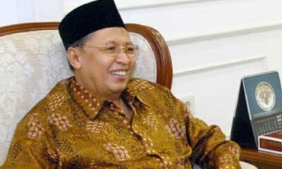 Kabar duka Wakil Presiden RI ke-9, Hamzah Haz telah meninggal dunia dengan usia 84 tahun [poskota]