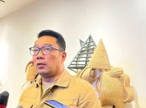 Ridwan Kamil akan jual sejumlah lukisannya untuk menambah dana kampanye [bisik]