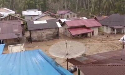 Banjir bandang terjang Tapanuli Selatan [suara]
