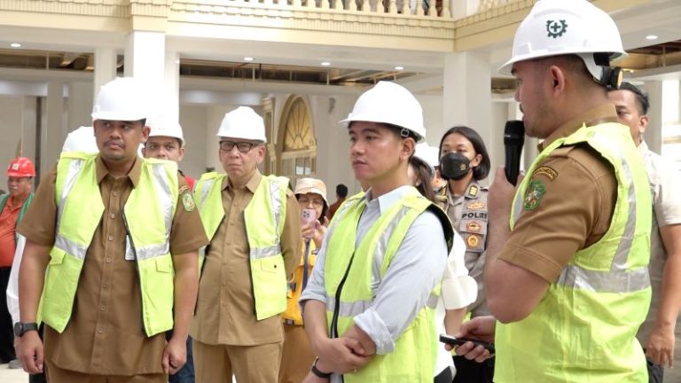 Wapres Gibran kunjungi revitalisasi Gedung Warenhuis di Medan [kliksumut]
