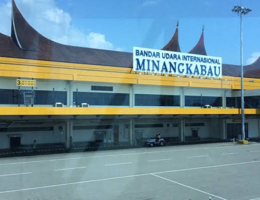 Bandara Minangkabau membuka rute penerbangan internasional Padang-Singapura Padang Pariaman, Sumatera Barat mulai Senin (6/1/2025) [pontas]