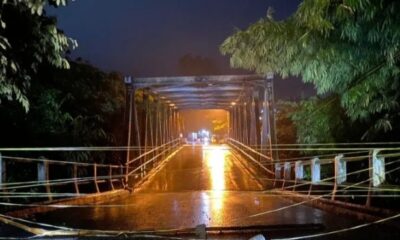 Kondisi jembatan cicangor ambles [antaranews]