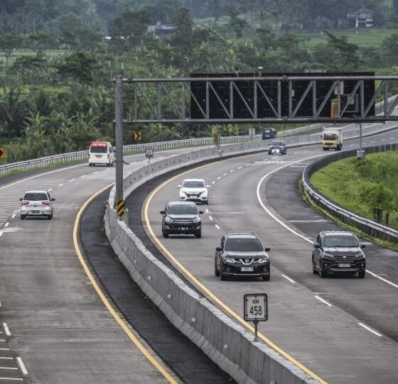 Ilustrasi penggunaan jalan tol [kontan]