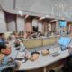 Pemprov DKI Jakarta mengadakan rapat koordinasi lintas sektor untuk membahas langkah efektif menangani permasalahan tawuran dan kemacetan [antara]