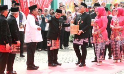 Gubernur DKI Jakarta, Pramono Anung sudah mewajibkan pemakaian atribut Betawi [beritajakarta]