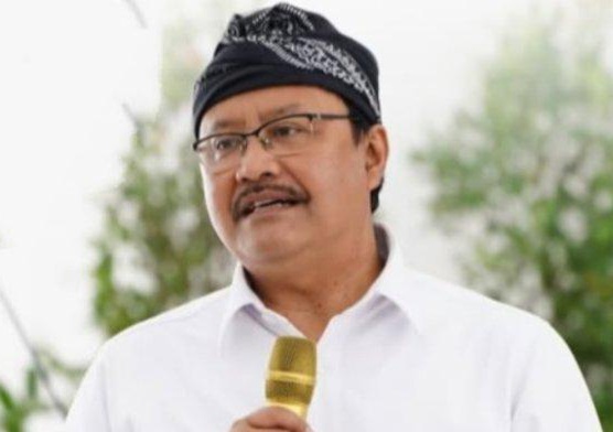 Menteri Sosial Saifullah Yusuf megatakan lulusan sekolah rakyat bebas memilih masa depanya, kuliah, bekerja atau berbisnis [tribunnews]