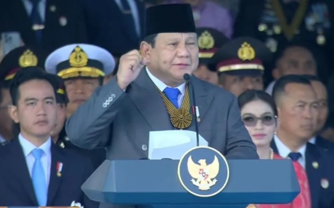 Presiden RI Prabowo Subianto perlu polisi yang bersih, tangguh, unggul, serta senantiasa hadir di tengah-tengah masyarakat [antaranews]