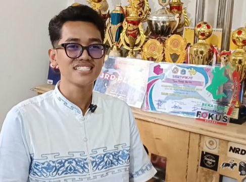 Tri Krisna Mukti (20) sebagai Ketua RW 02 Pademangan Barat, Jakarta Utara [tribunnews]