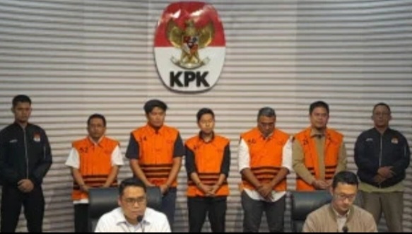 5 Tersangka Korupsi RSUD Kolaka Timur [bisnis]