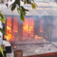 Bentrokan di Ambon, rumah warga terbakar [detik]