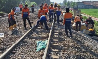 Evakuasi KA Argo Bromo Anggrek [liputan6]