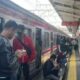 Kereta Api anjlok di stasiun Jakarta Kota [beritasatu]