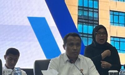 Kabareskrim Polri Komjen Syahar Diantono ungkap puluhan orang ditangkap Polisi sebab rusak fasilitas umum dan penjarahan rumah pejabat saat kerusuhan Agustus 2025 [metrotvnews]